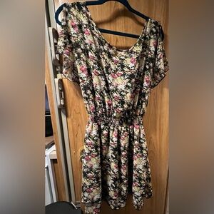 Vintage Express Mini Floral Dress 🌼 Size Medium